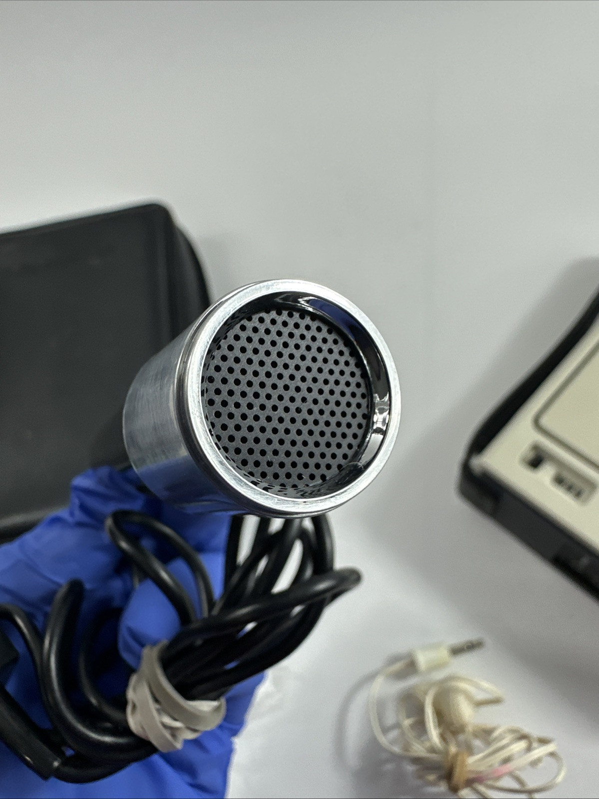 Vintage Dictaphone Model 210 Cassette Recorder DOES NOT WORK case/earbud