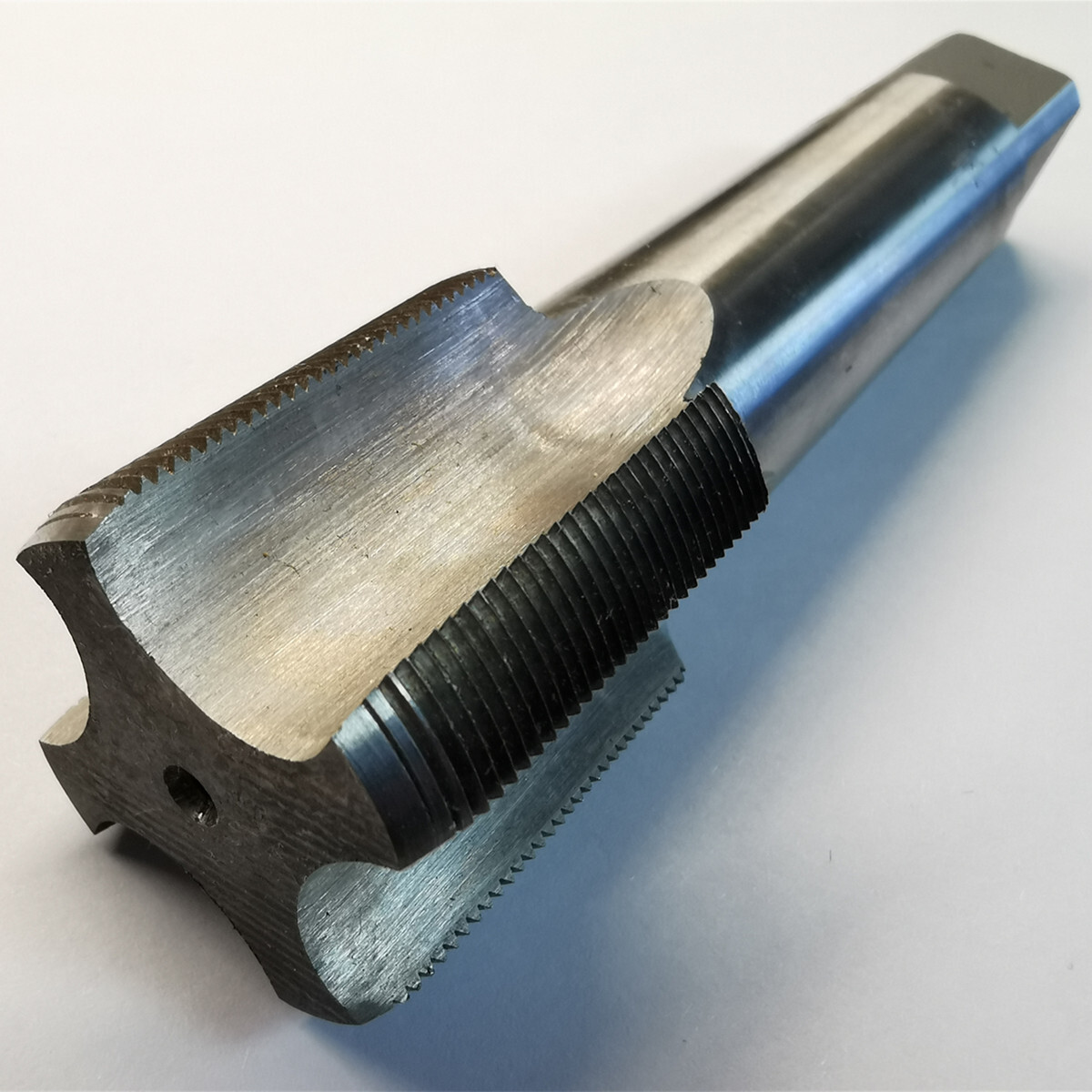 1pc HSS Right Hand Tap M75 X 3.0mm Taps Threading Tools 75mm X 3mm pitch