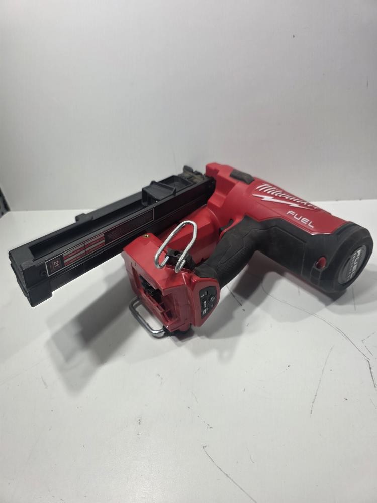 MILWAUKEE TOOLS 2744-20 (P13021425)