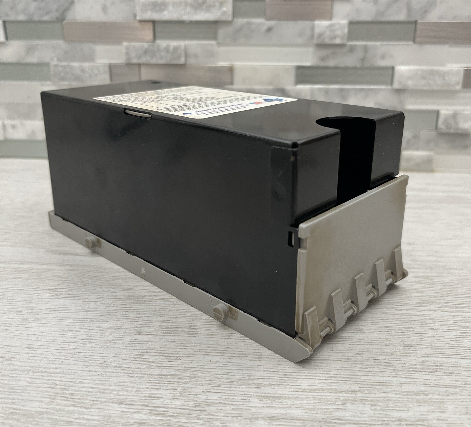 Pyramid Apex Metal bill validator 500 Bill Cash box Stacker
