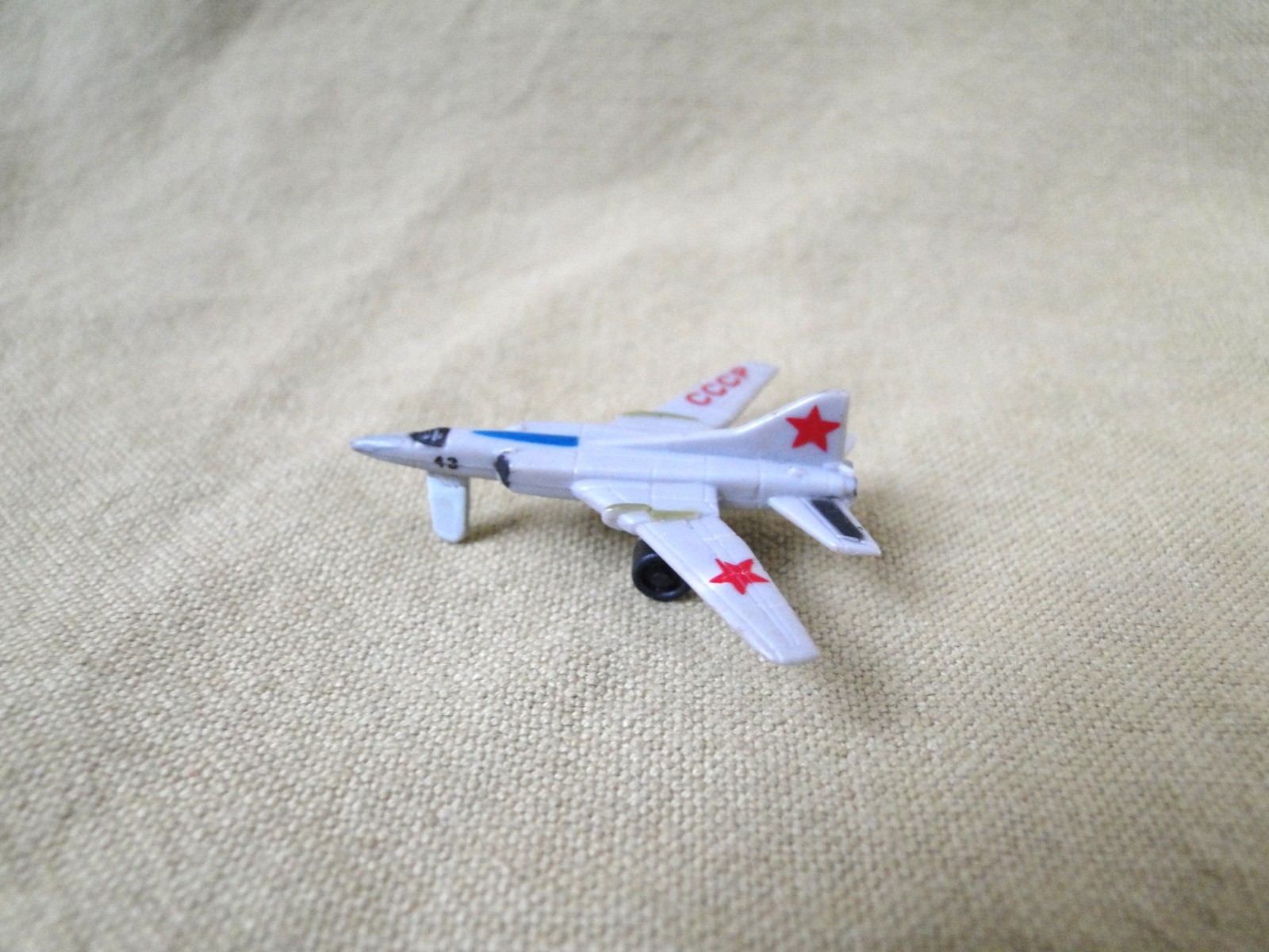 Vintage 1989 Funrise Micro Jet Magnifiers: Tu-26 Backfire (Read Description