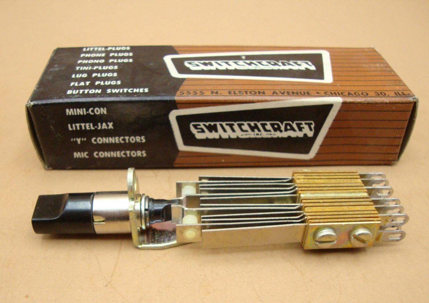 SWITCHCRAFT 11212L 4PDT  Rotory Switch 2A 125VAC (QTY 1)
