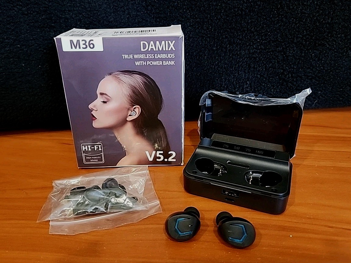 DAMIX M36 Bluetooth Wireless Headphone Earphone Earplug Power Bank Charging Case
