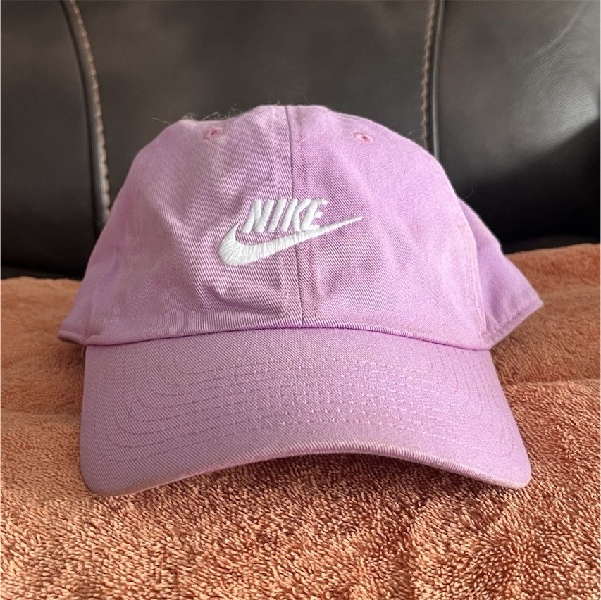 Nike Pink Baseball Cap Adjustable Strap Classic Style Sports Hat