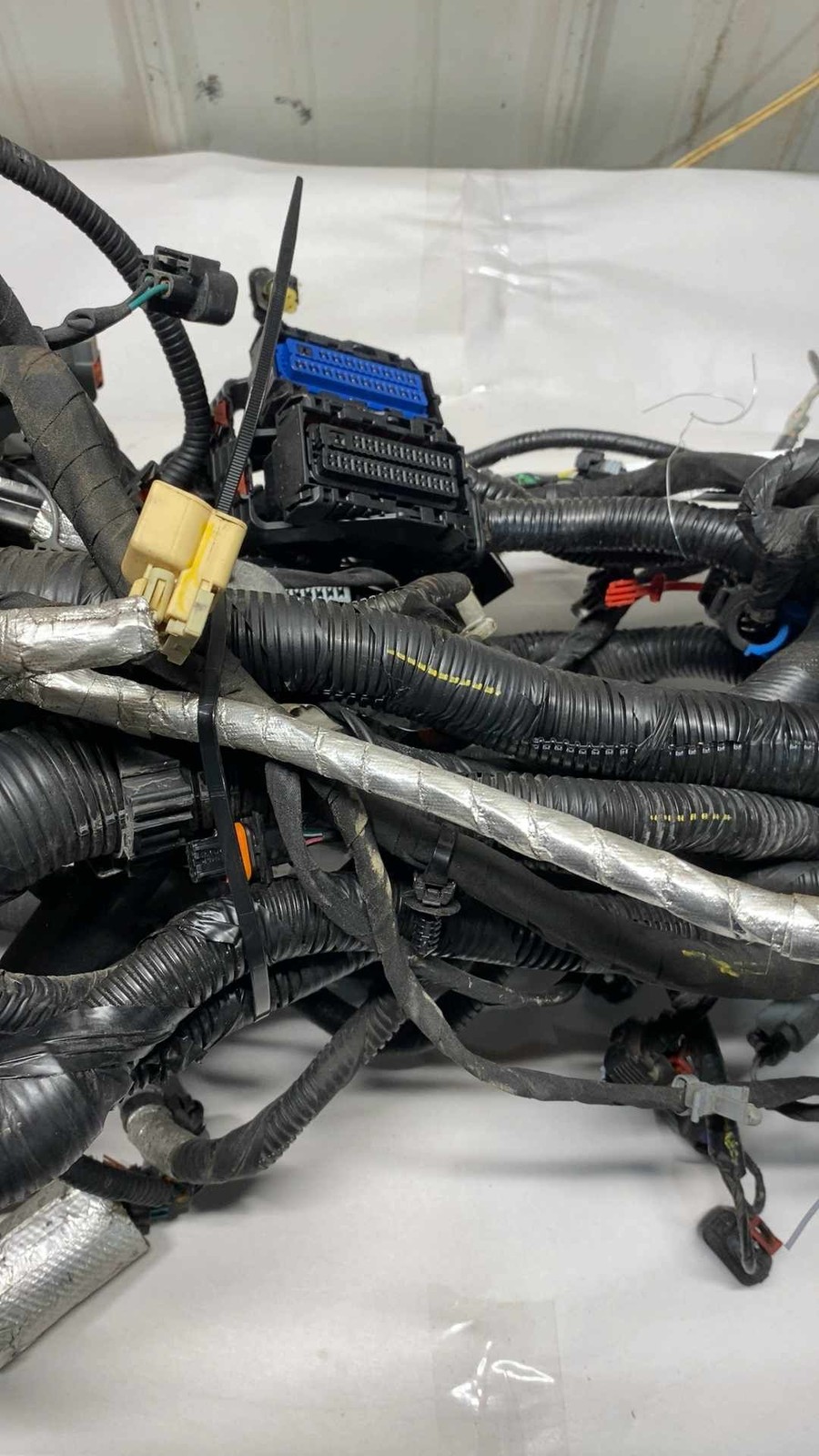 15-17 CHEVY TRAVERSE BUICK ENCLAVE 3.6 Wire Harness (engine) 84216869