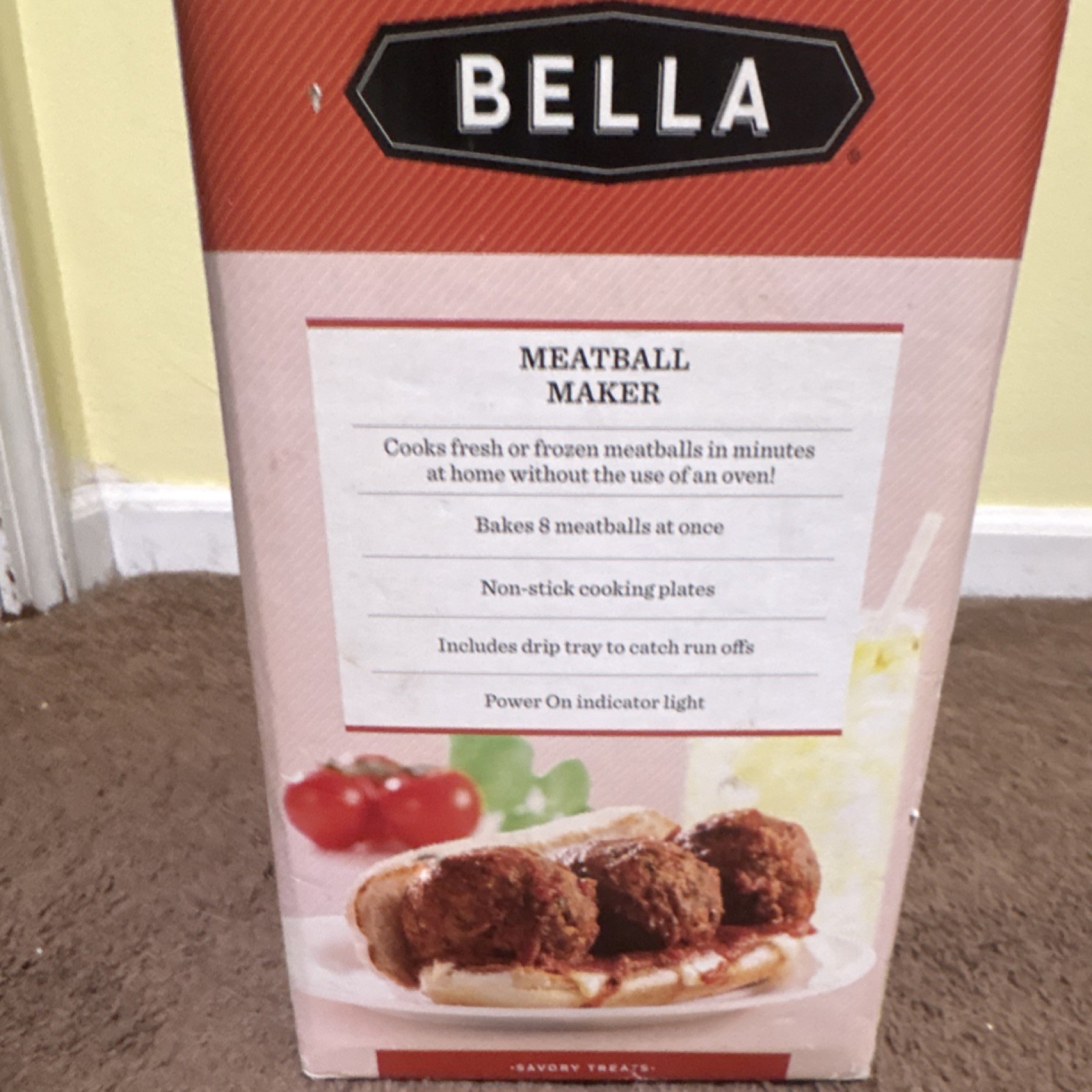 Bella Meatball Maker Electric Non-Stick Plates Power Indicator
