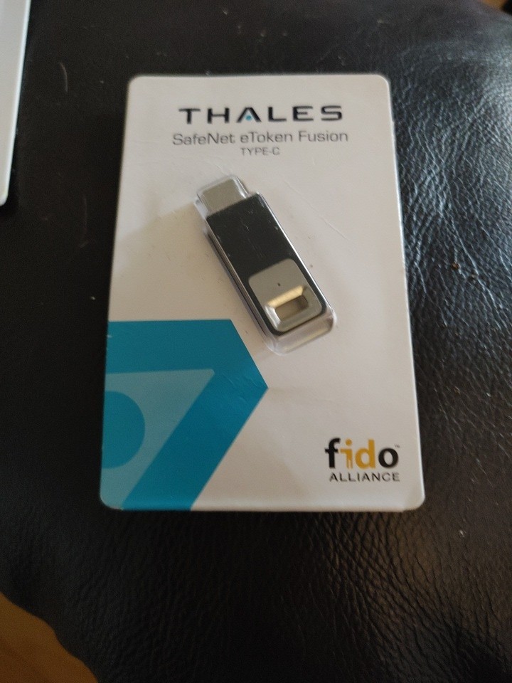 Thales Safe net e Token Fido Passkey
