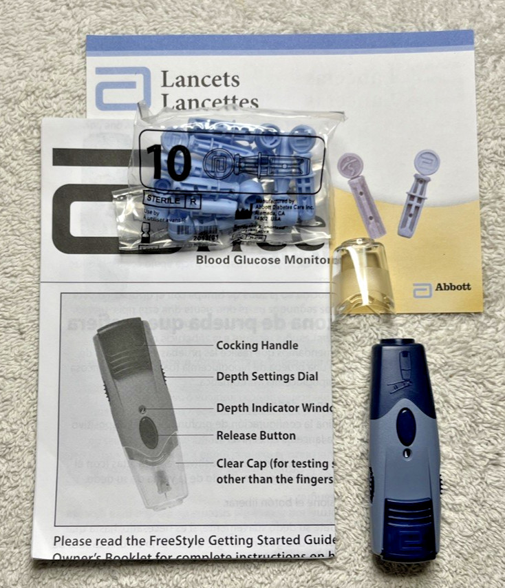 Freestyle Original Wide Lancing Device Solid & Clear AST Caps & 10 Lancets Rare