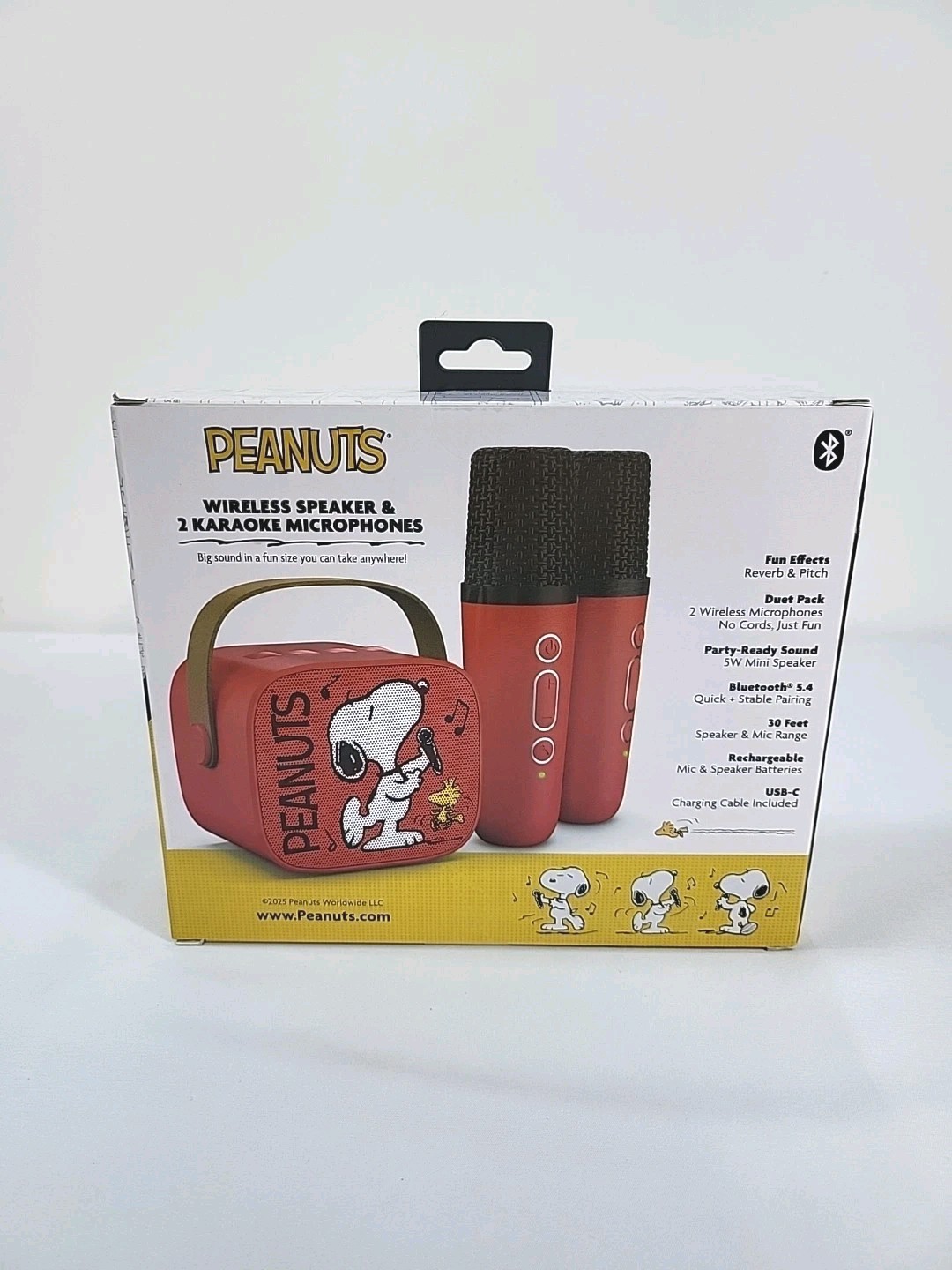 Peanuts New Snoopy Wireless Speaker & Karaoke Microphone Red/Black Set