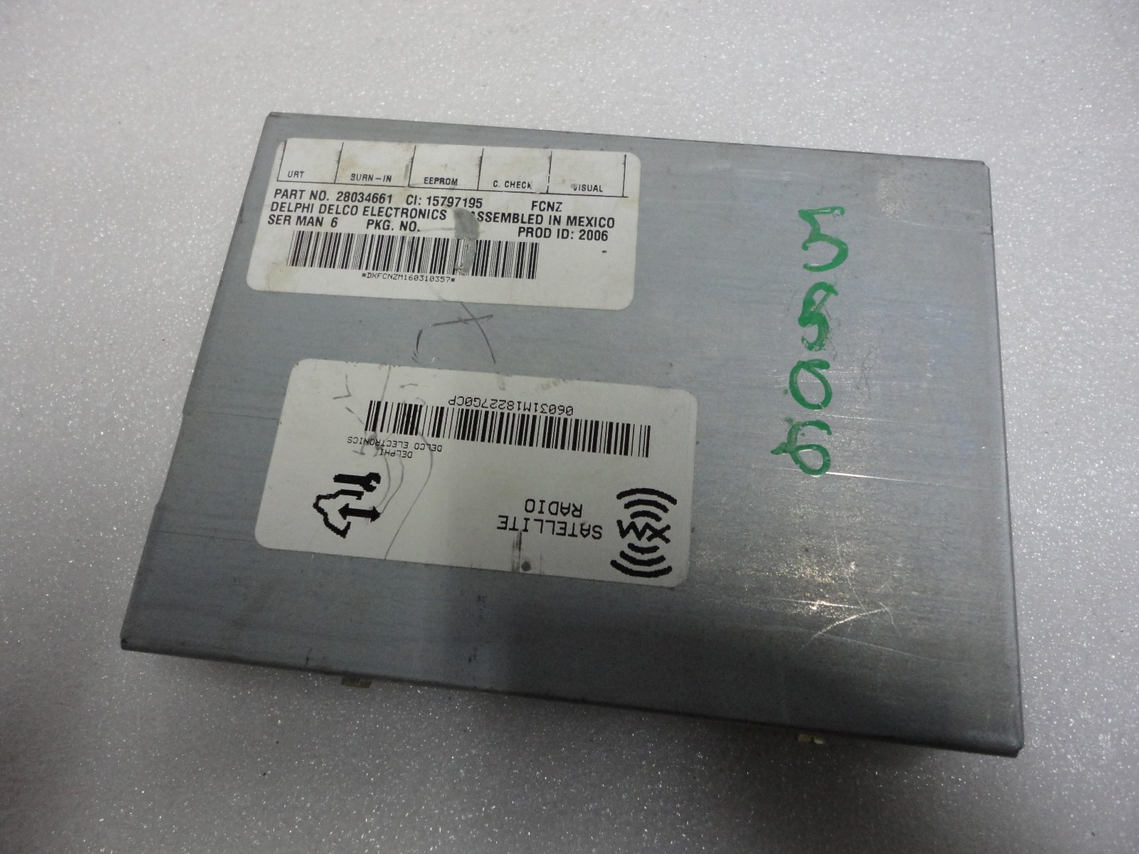2007-2011 GM YUKON SUBURBAN TAHOE  SATELLITE RADIO RECEIVER  MODULE OEM #10A