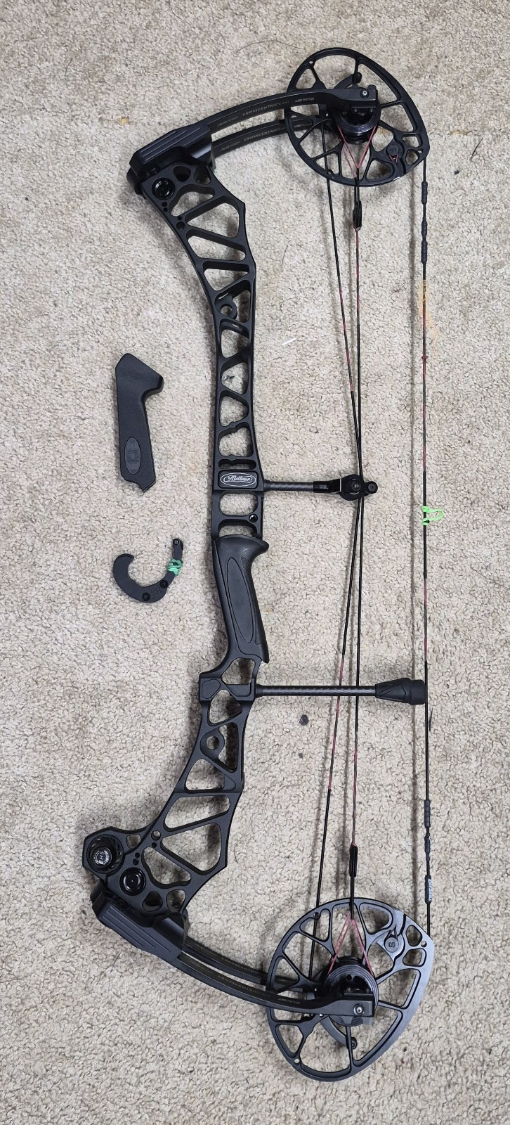 Mathews Traverse  RH 70# Bow