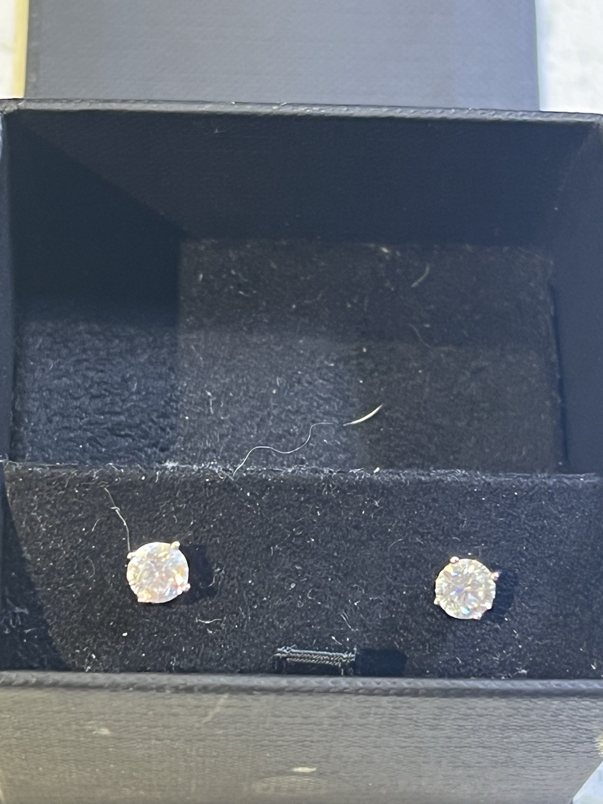 Fred Meyer Jewelers Solitaire Diamond Earrings 14k White Gold 1 Carat Total