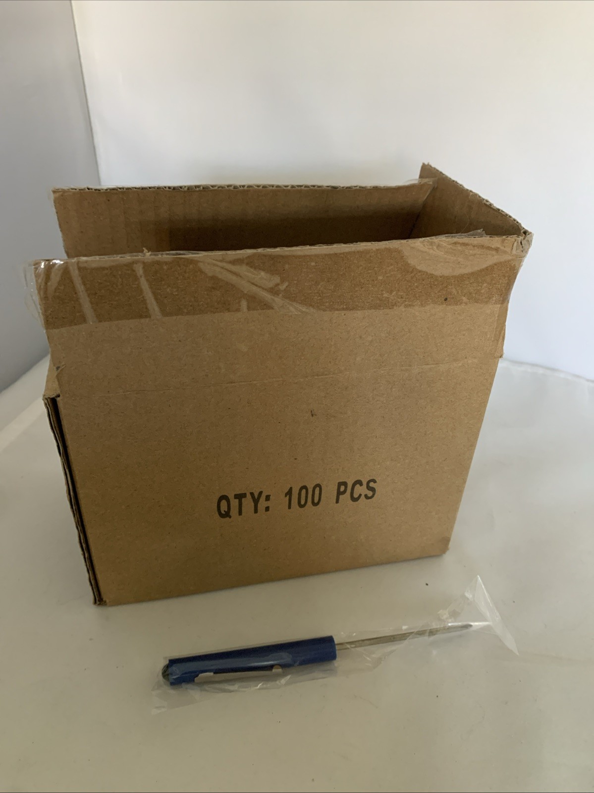100 Pack Mini Phillips #0 Pocket-Clip Screwdriver, 5.5" Length