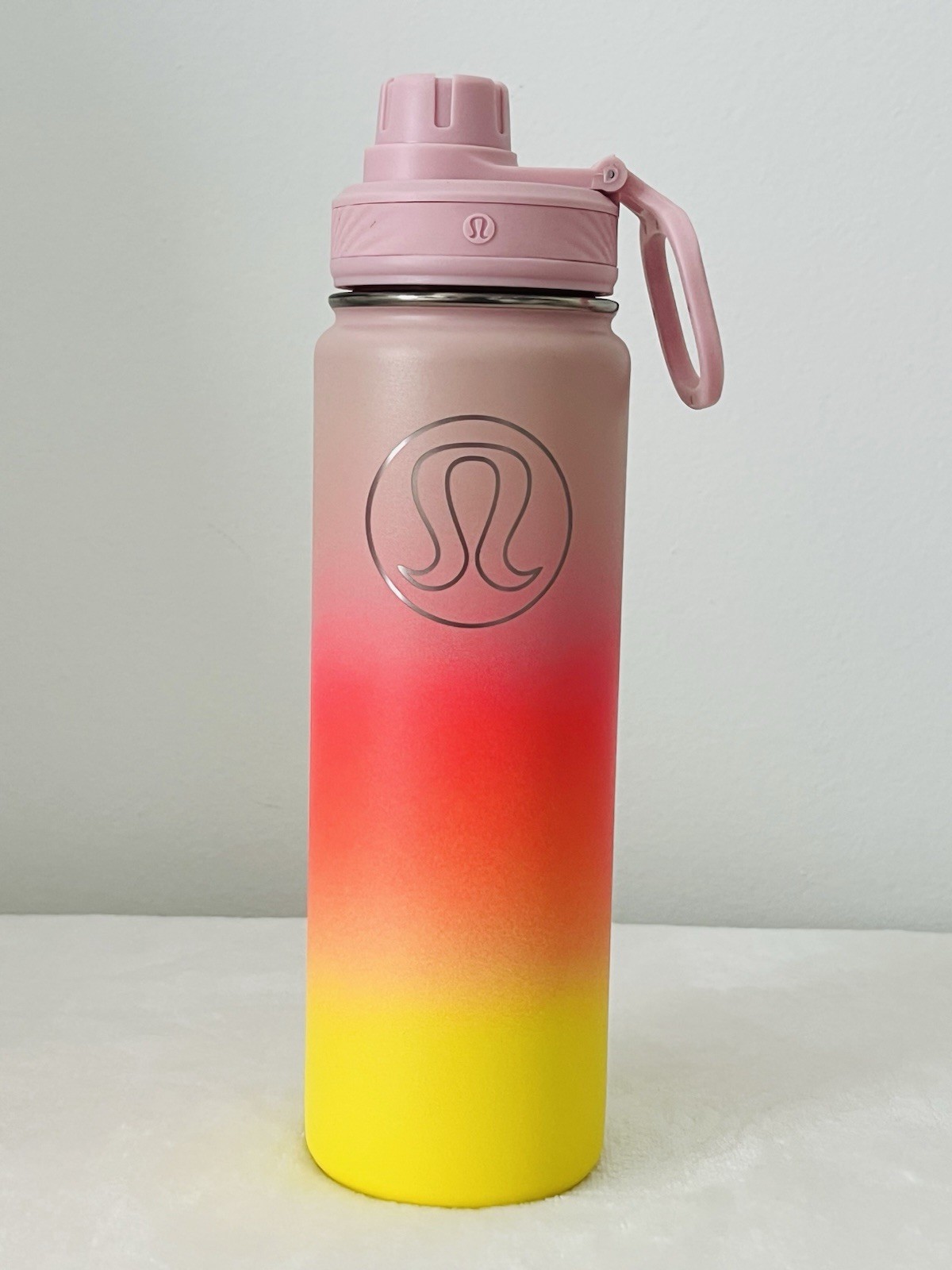 Lululemon Back To Life Sport Water Bottle Ombre Style Pink Yellow 24oz SOLD OUT!