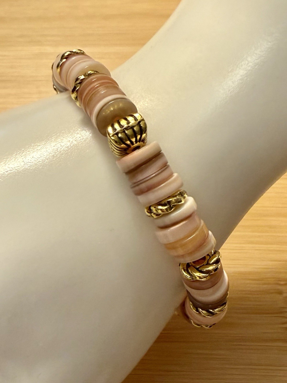 Natural Pink Freshwater Shell Stretch Bracelet w/Gold Toned Accents