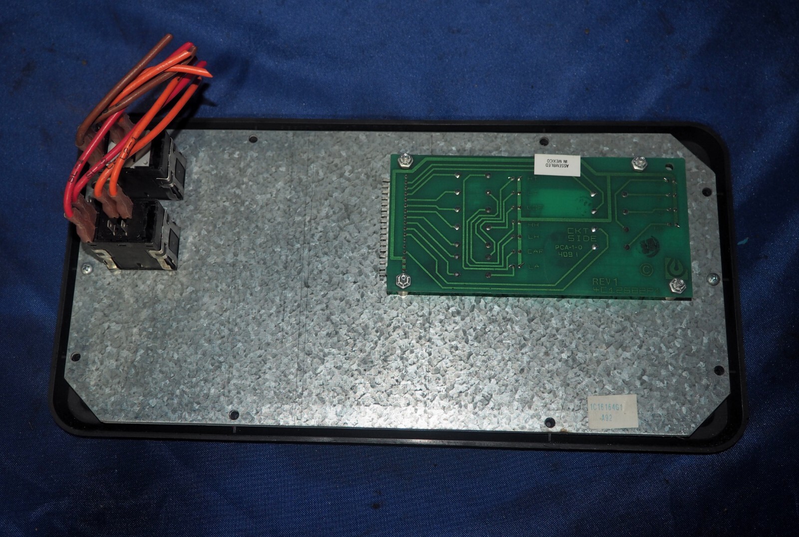 Liebert 4C12682P1 Operator Interface Display W/Circuit Board W/90 Day Warranty