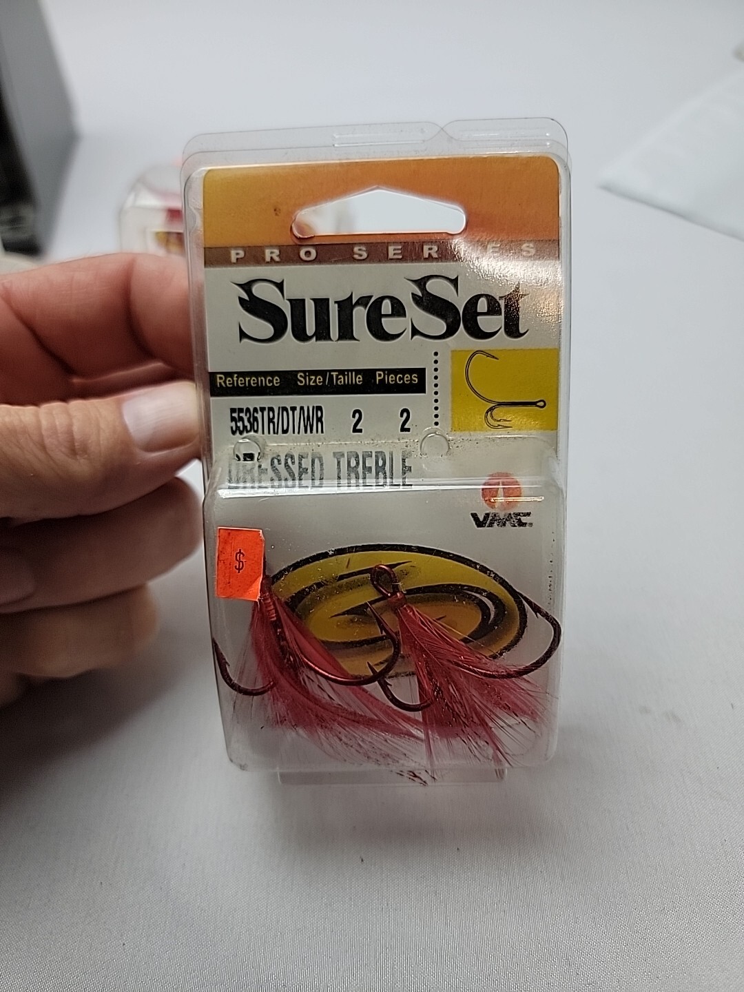 NEW VMC Pro Series Sure Set (5536TR/DT/WR) 2 x Dressed Red Treble Hooks - Size 2
