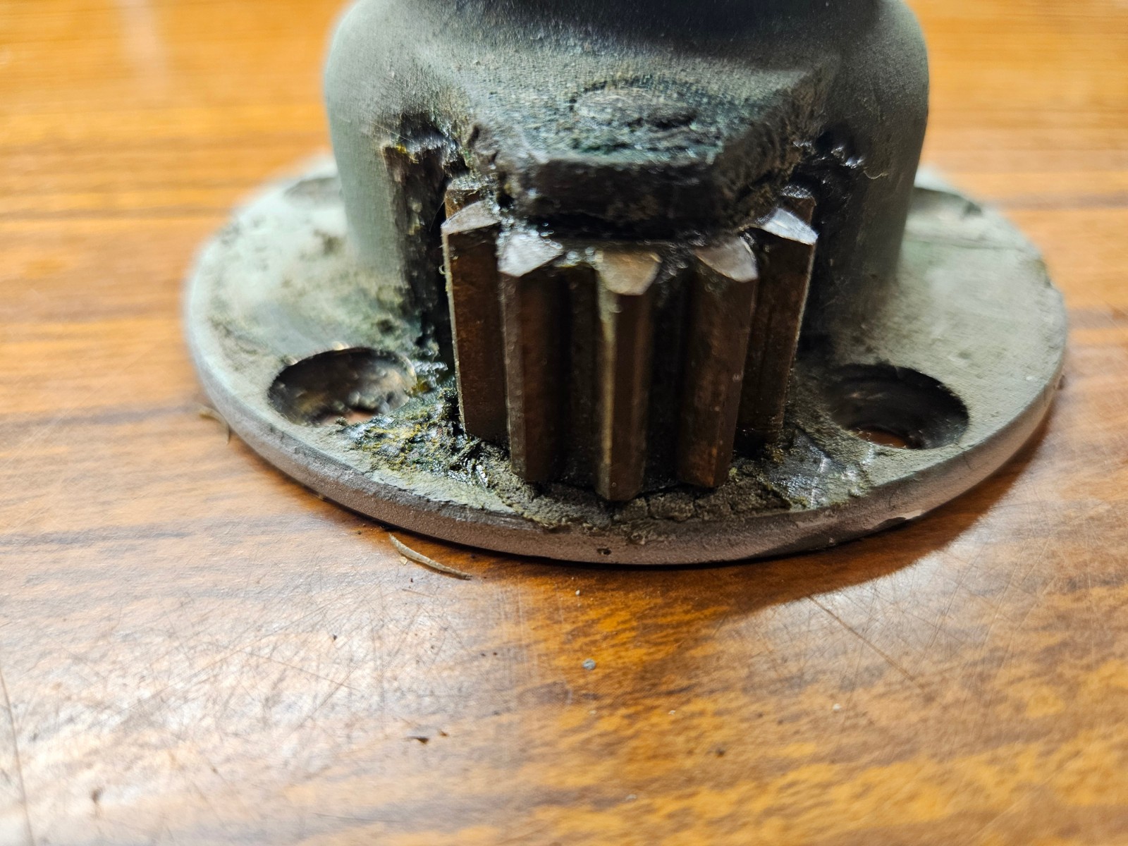 Lewmar 16 Two Speed Bronze Winch