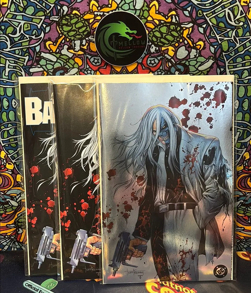 Absolute Batman #21 Tyler Kirkham TWO FACE Trade Virgin Foil BATTLE DAMAGE SET
