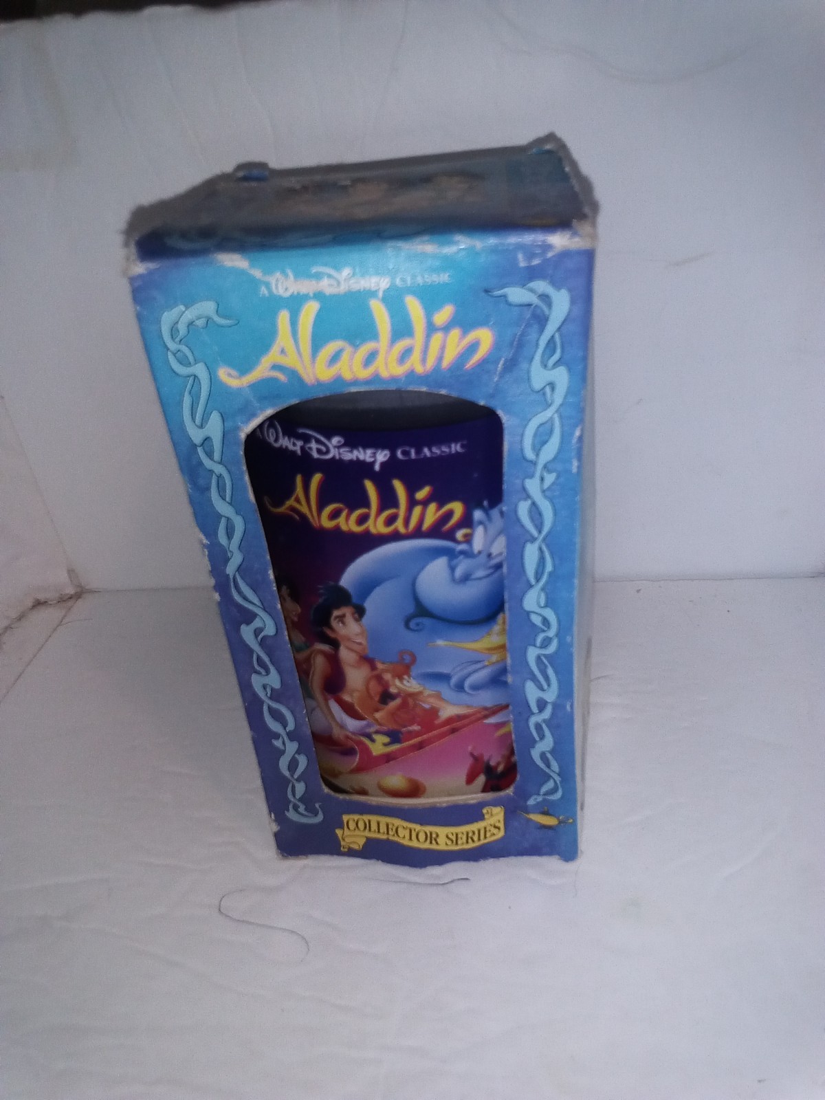 Pre Owned 1994ALADDIN Glass Walt Disney