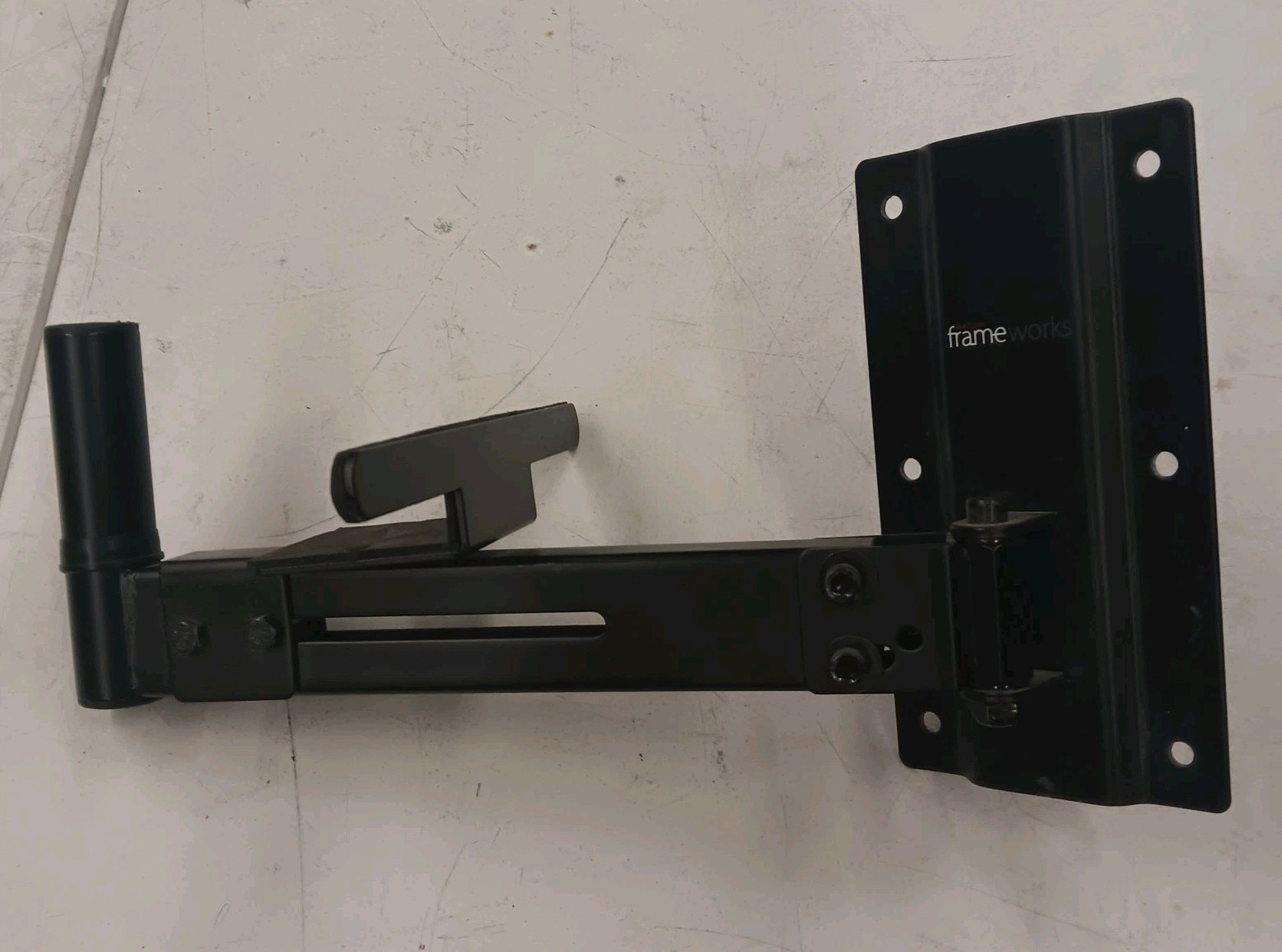 Gator Frameworks Wall Mount Speaker Stand (Single) No Screws GFW-SPK-WM100