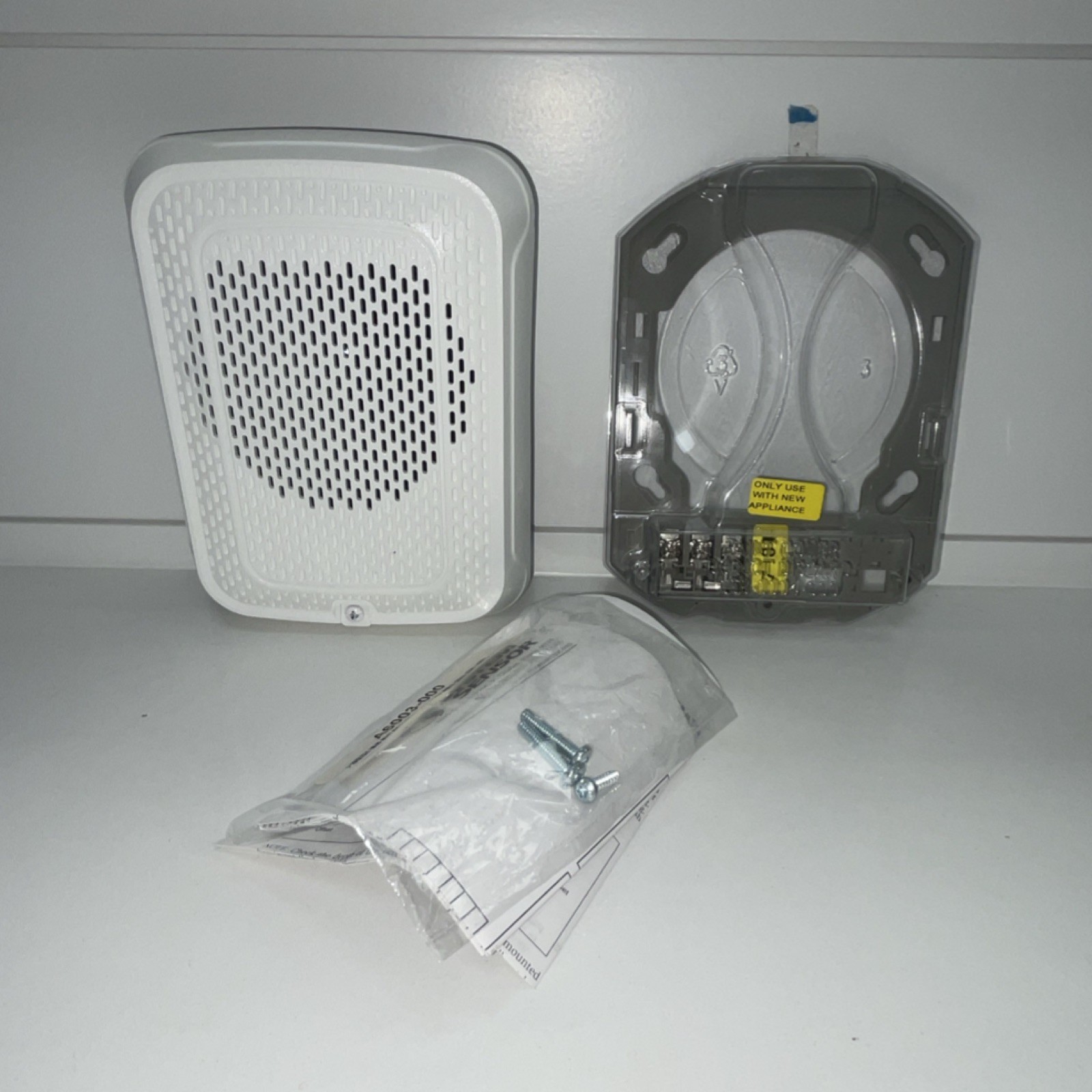 System Sensor SPWL Indoor Wall Mount Fire Alarm Speaker - White - New