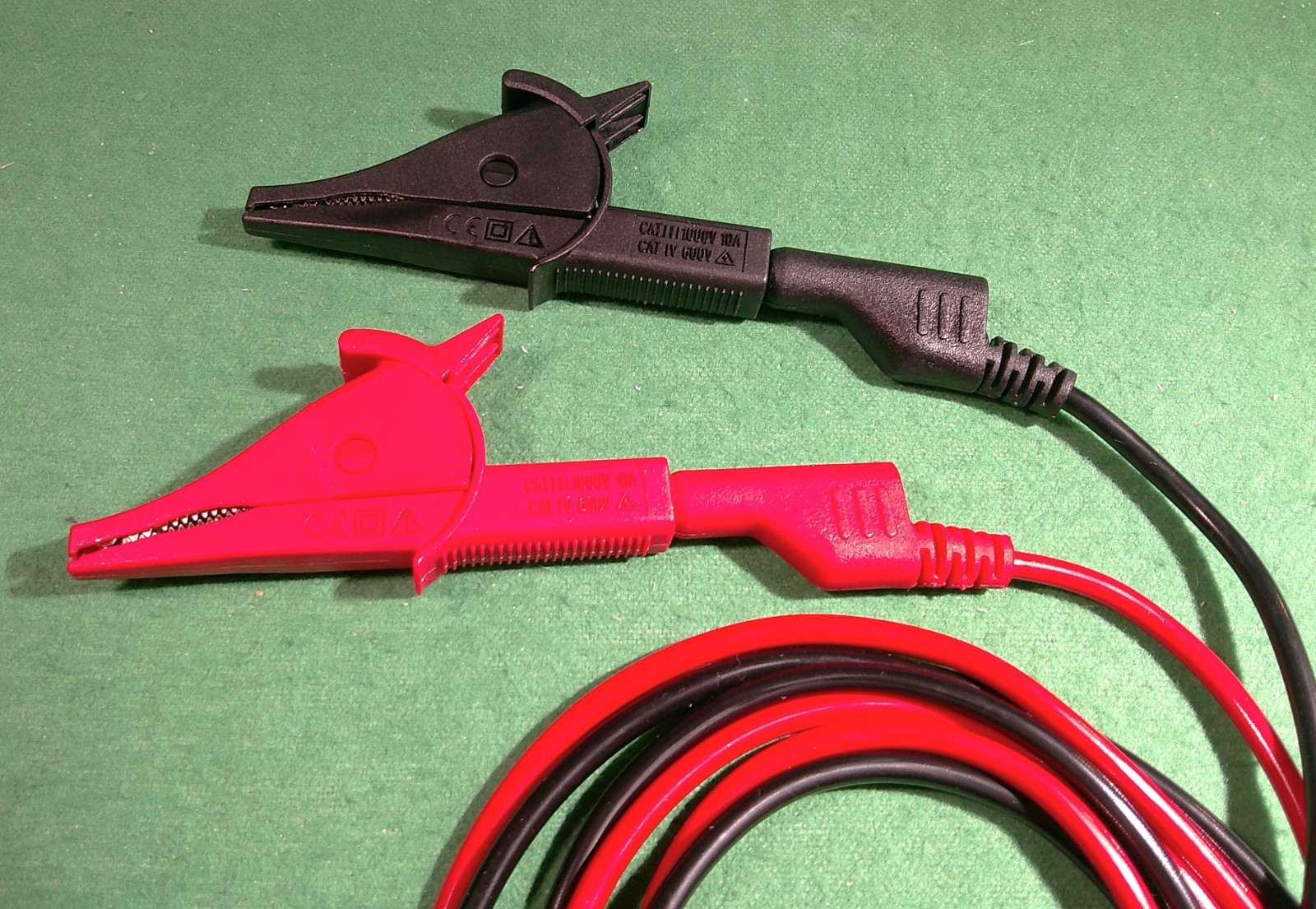 40" Multimeter Test Leads 4mm 'stacking' Banana Plugs both ends + A-Clips pair.