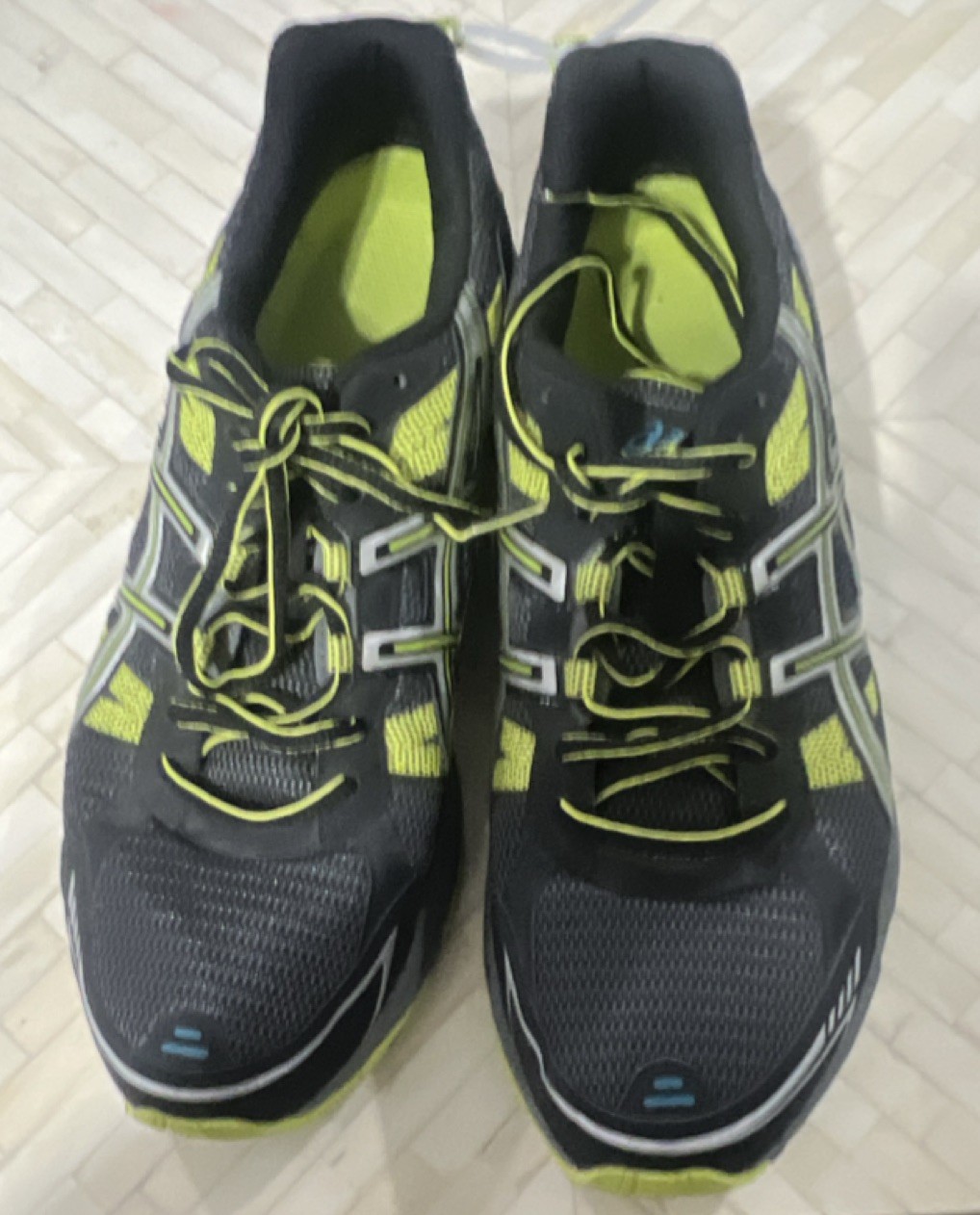 ASICS GEL-Venture 4 Men's Running Shoes Black Yellow Synthetic US 11 T333N