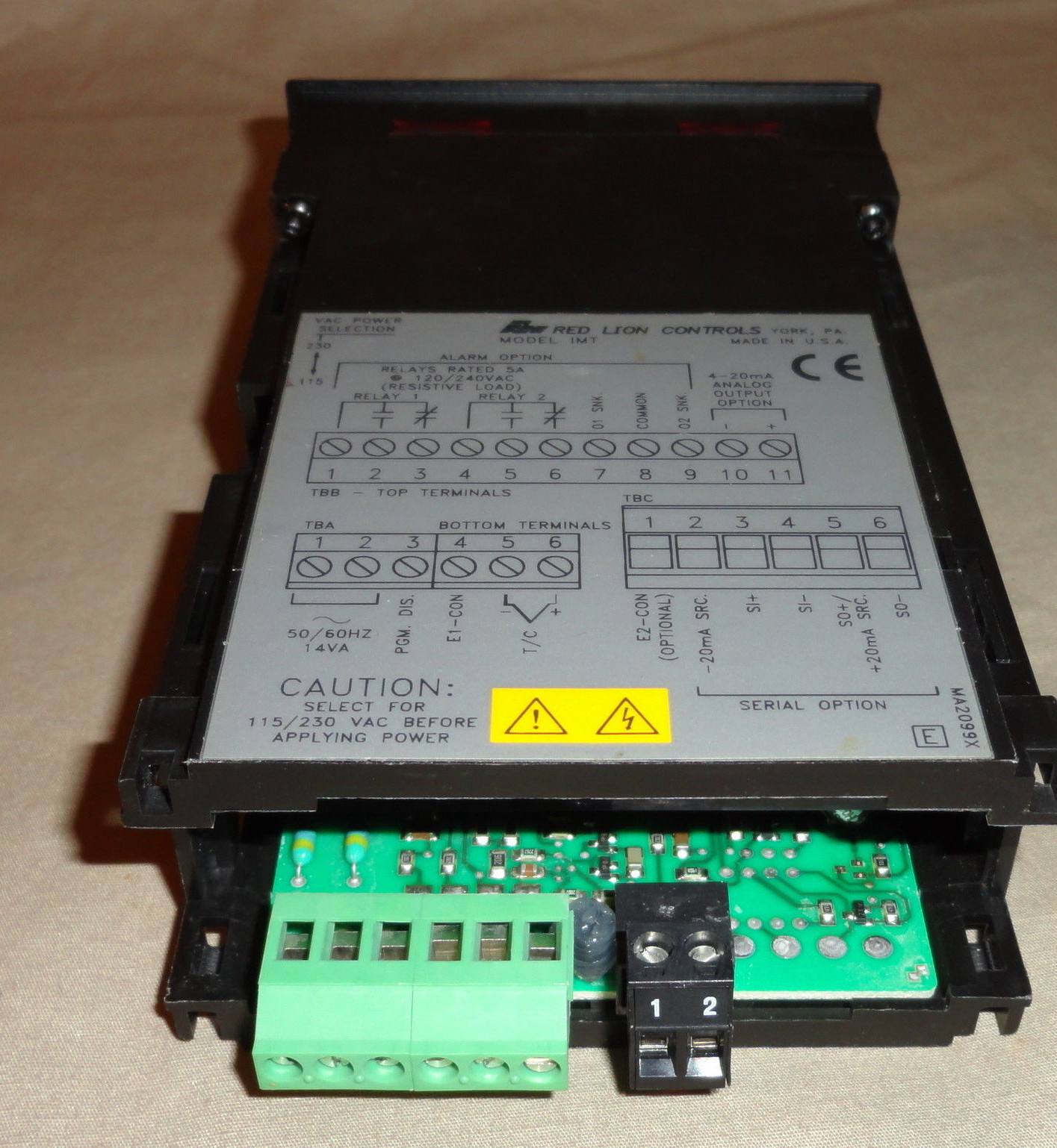RED LION CONTROLS IMT02060 PANEL METER IMT NEW