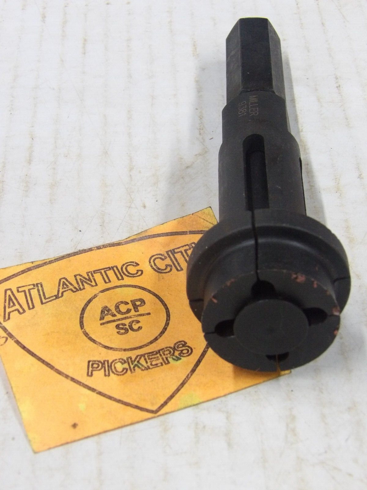 MILLER TOOL 9381 Input Shaft Bearing Cup Remover