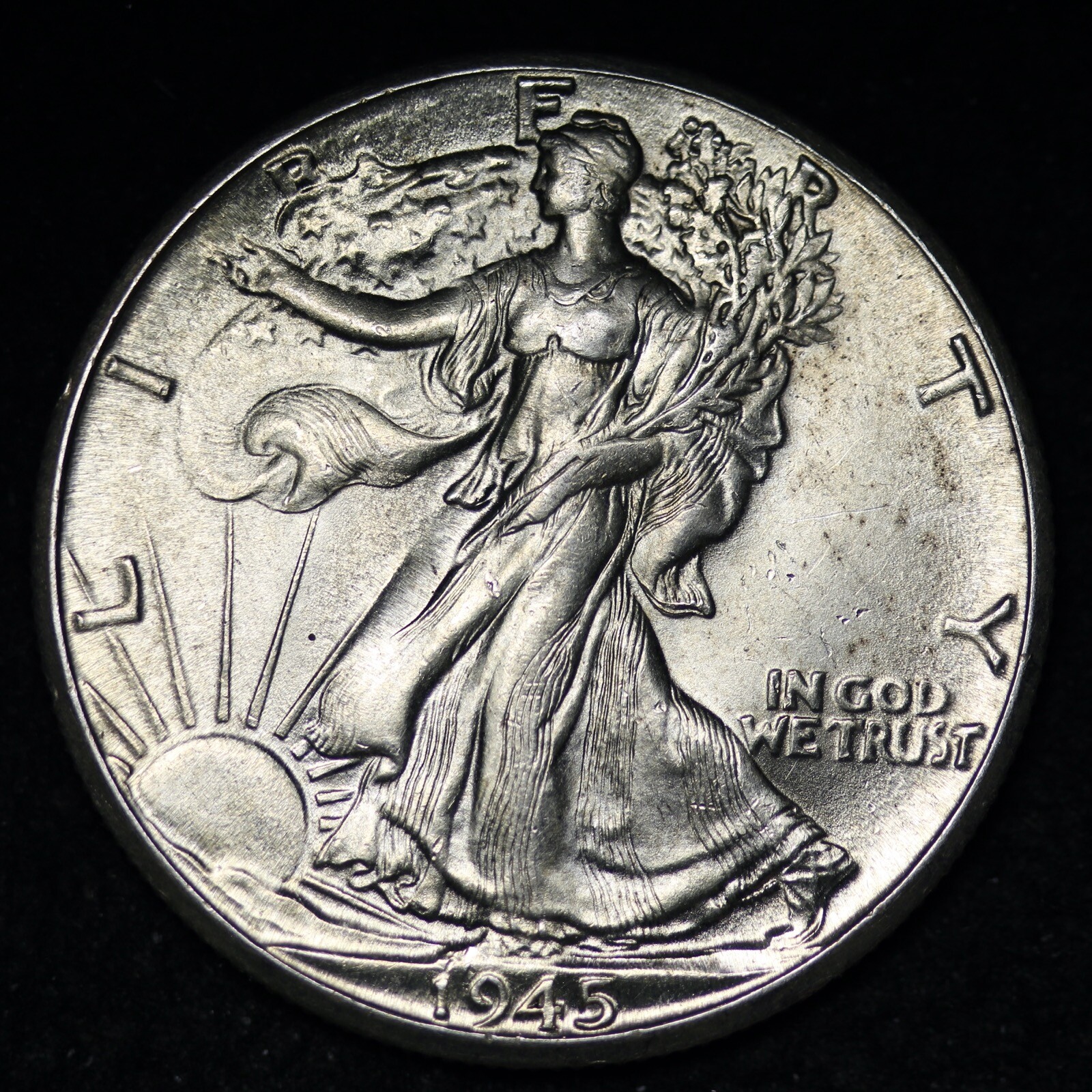 1945-D Walking Liberty Silver Half Dollar CHOICE BU FREE SHIPPING E295 ZNH