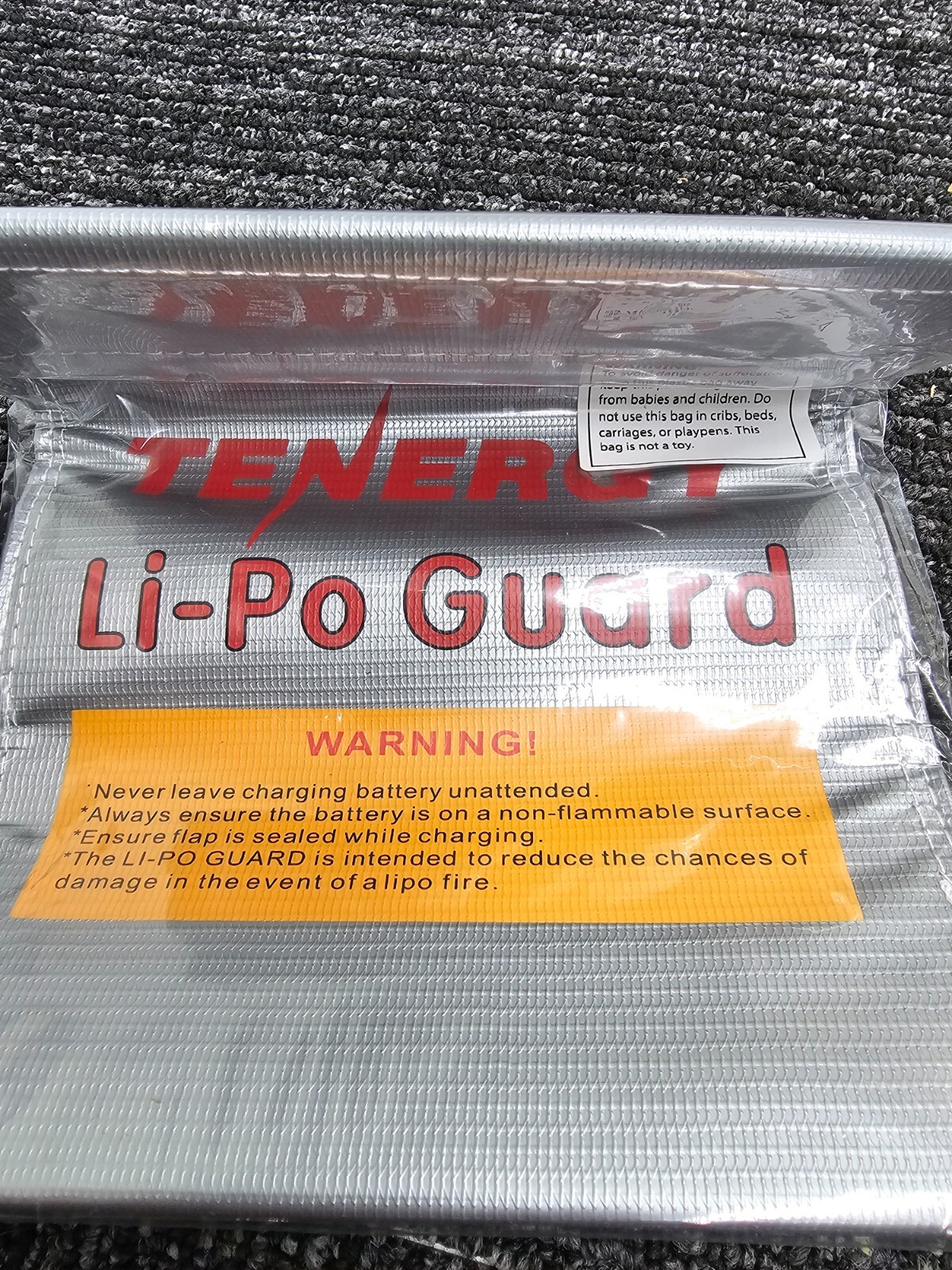 Tenergy 9.6V 1600mAh Butterfly NiMH Airsoft Battery Pack+8.4V-9.6V Smart Charger