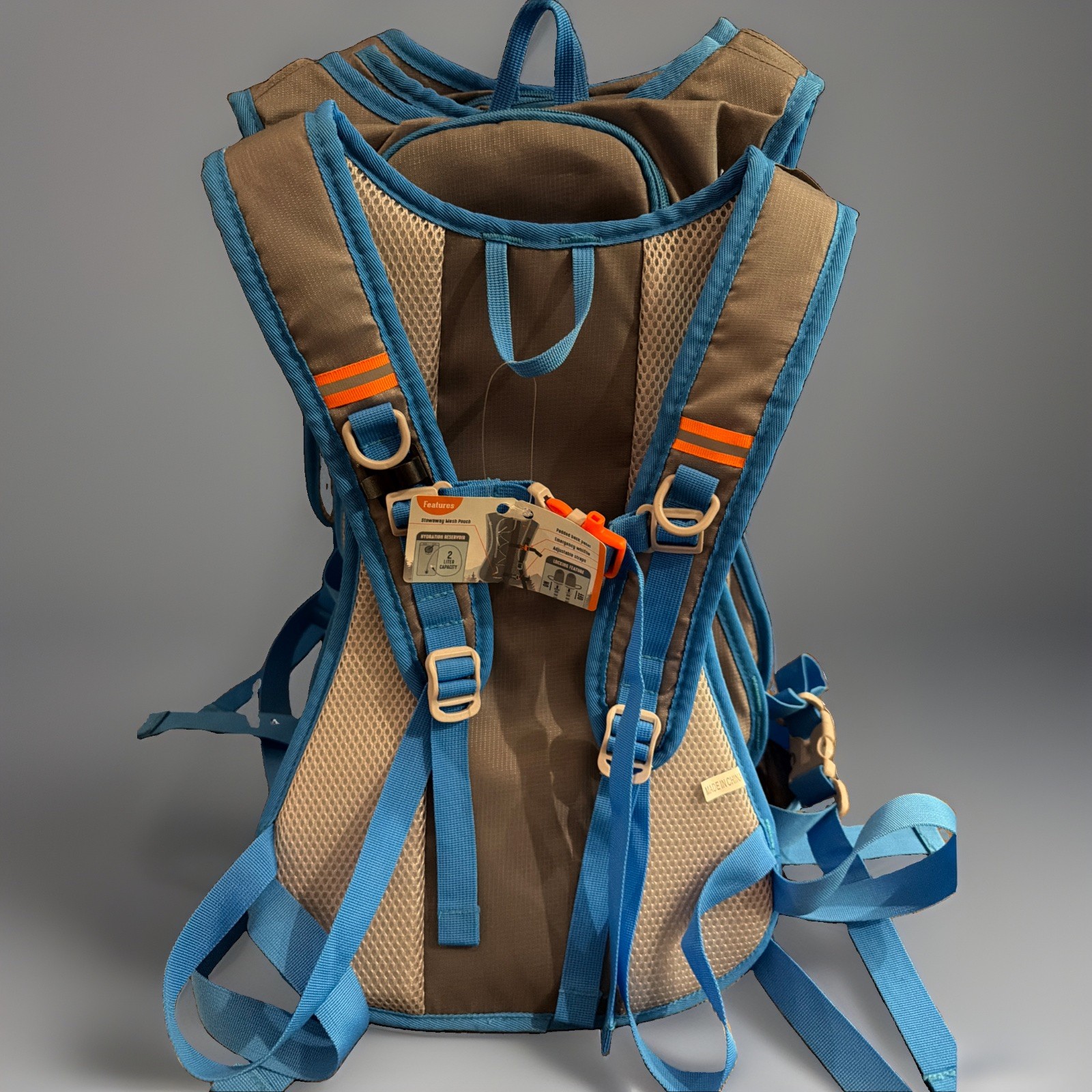 Lot of 4 New Path & Stream 2 L Hydration Packs for Camping Cycling Hiking Beach