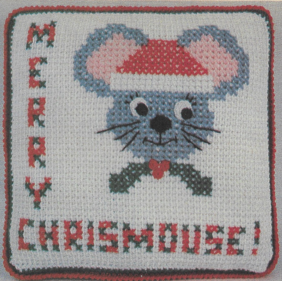vintage, Merry Chrismouse Pillow crochet pattern instructions