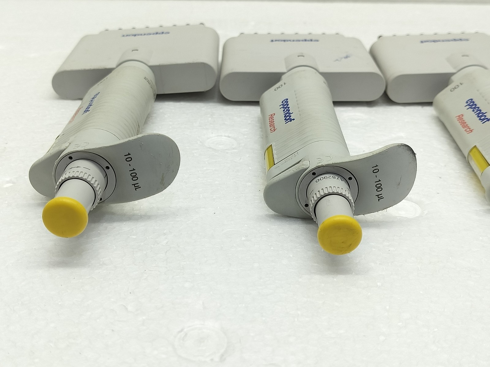 Eppendorf Research 10-100 uL 8 Channel Pipette