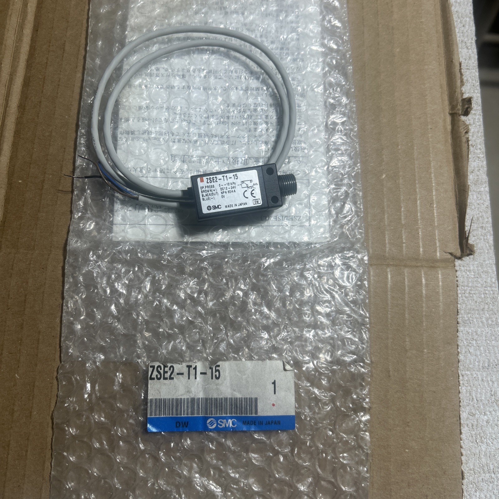 ZSE2-T1-15 SMC NEW In Box Vacuum Sensor Switch ZSE2T115