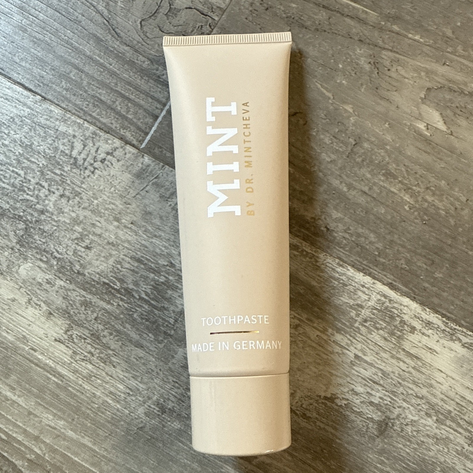 MINT BY DR. MINTCHEVA ~ MINT TOOTHPASTE ~ 2.87 fl. oz.   NEW & SEALED