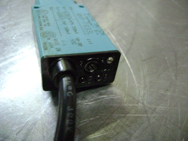 2581 Honeywell FE-BTS6S-3 Micro-switch Sensor