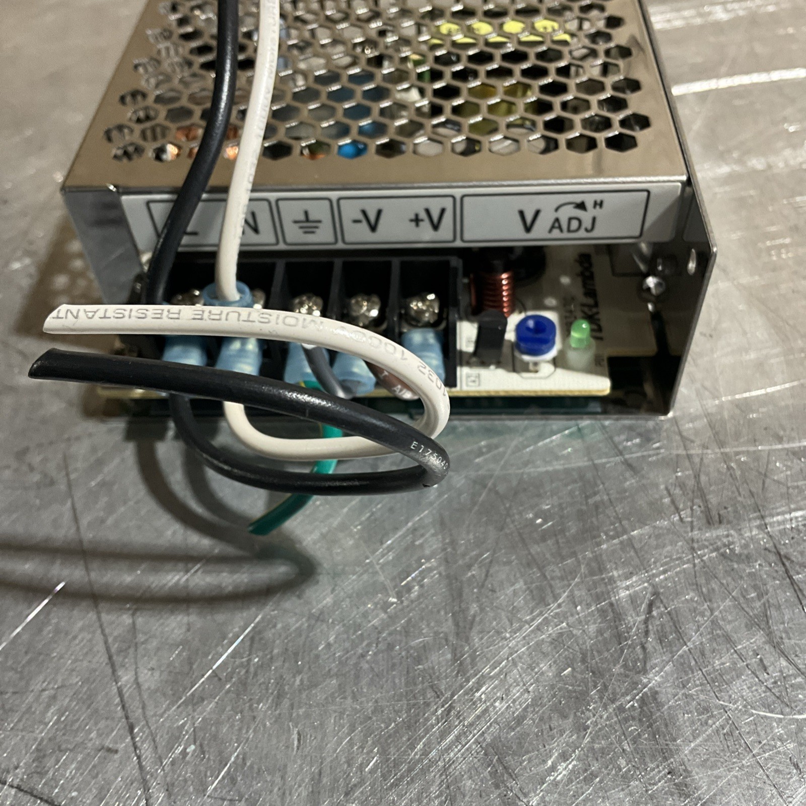 TDK-Lambda LS50-24 EHFP, Switch Mode Power Supply, (100-240 VAC, 1.3A, 50/60 Hz)