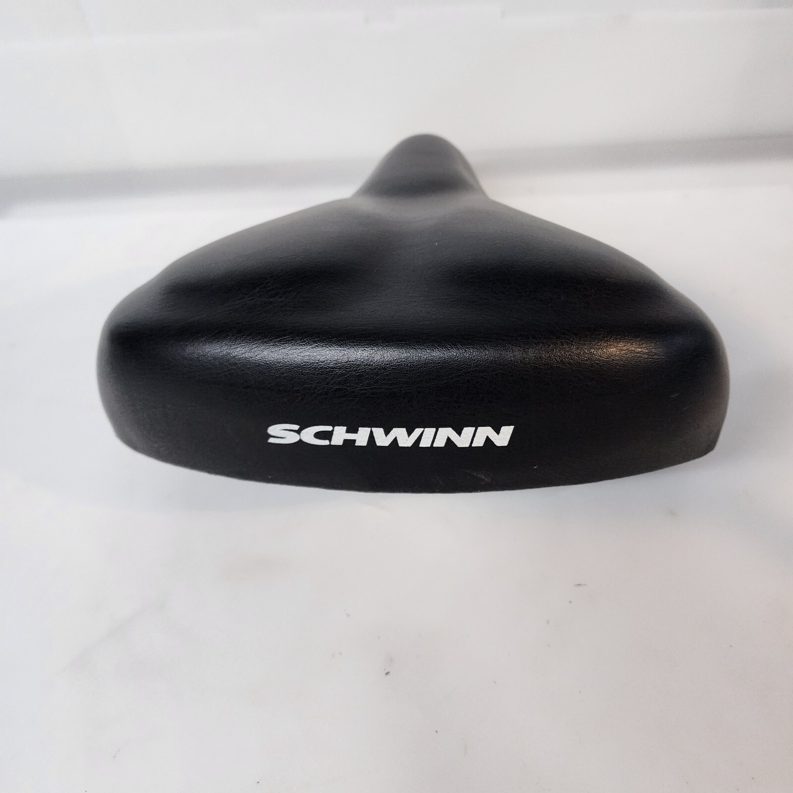 Schwinn 135i  HRC Exercise Bike Padded Seat Black Upright