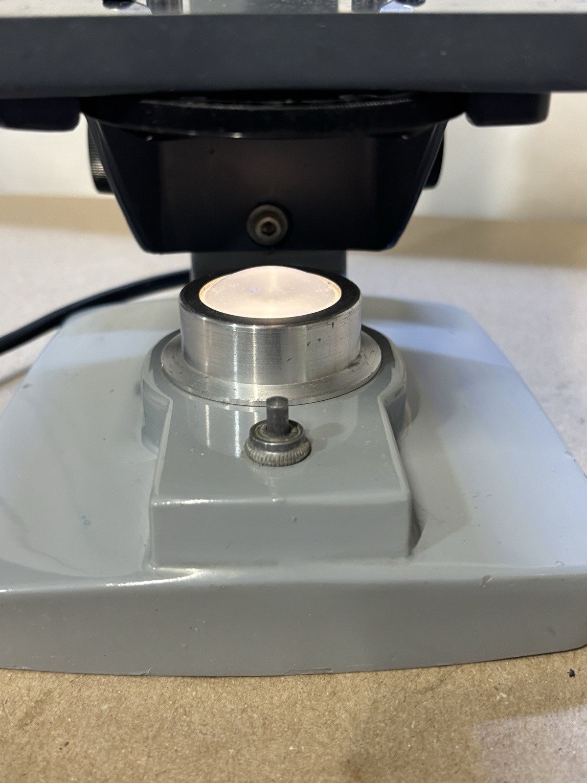 American Optical One-Sixty Vintage Microscope 2 Objective Lenses Made in USA!