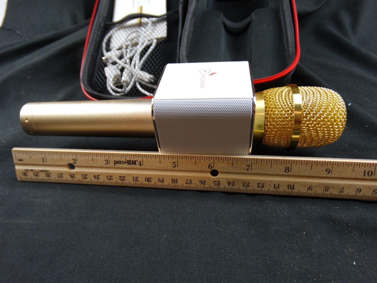 Wireless Bluetooth Karaoke Microphone USB