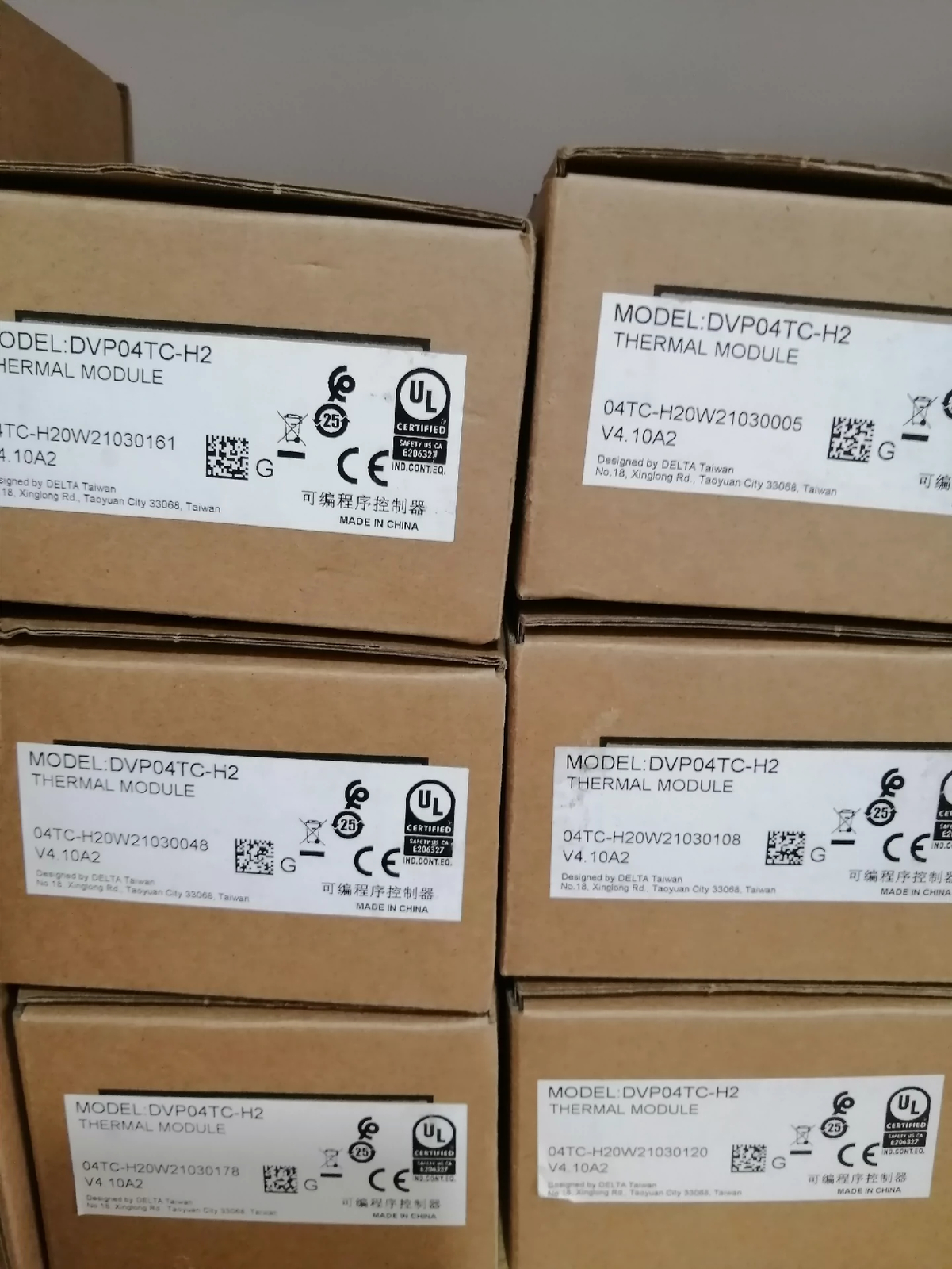 1pcs Delta DVP04TC-H2 Thermal Module