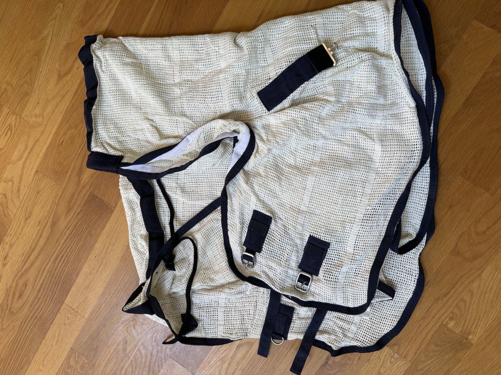 Cotton Horse Size 72 Cooler White w/ Black Straps Cotton Woven