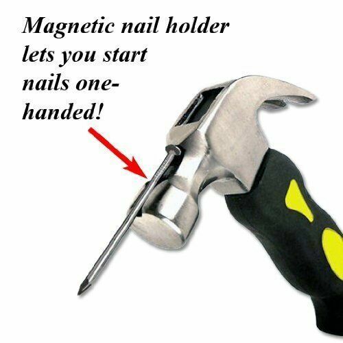 Stubby Claw Hammer 8 oz. with Magnetic Nail Starter