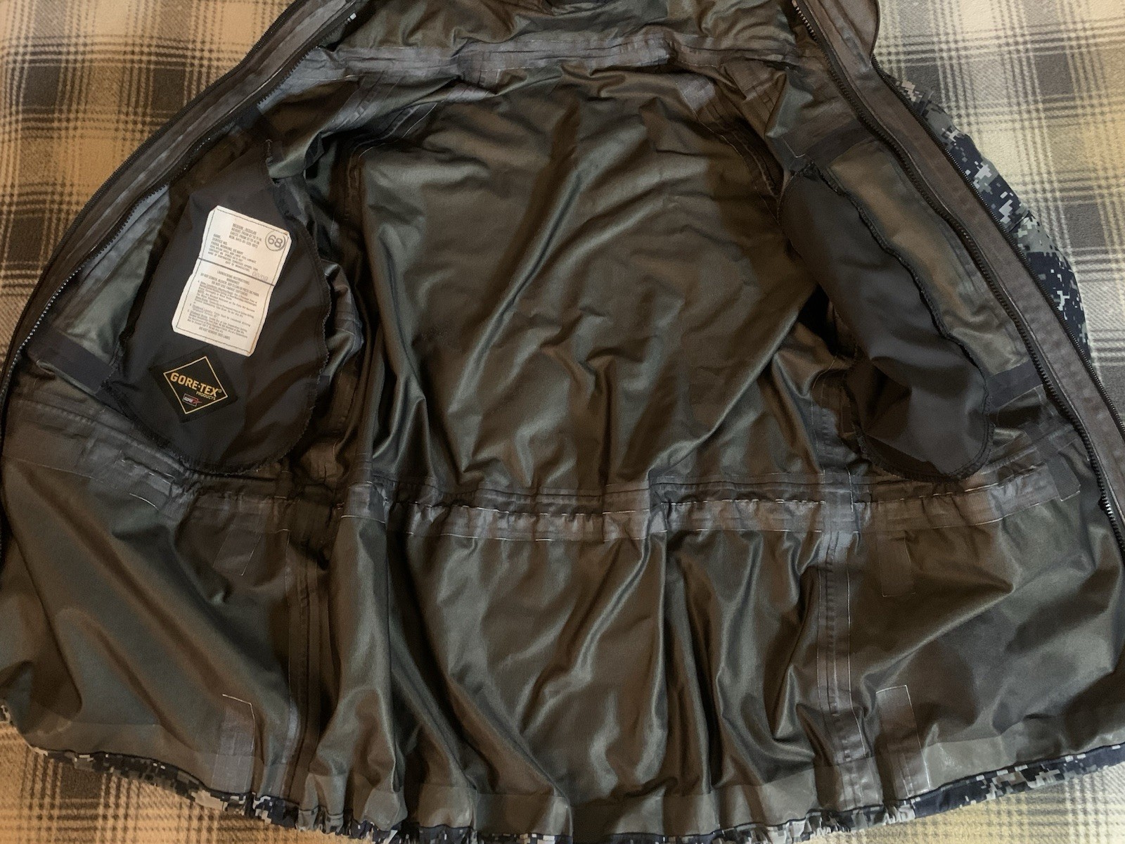 US Navy Mens Jacket Medium Regular Blue Digital Camouflage Gore Tex Full Zip