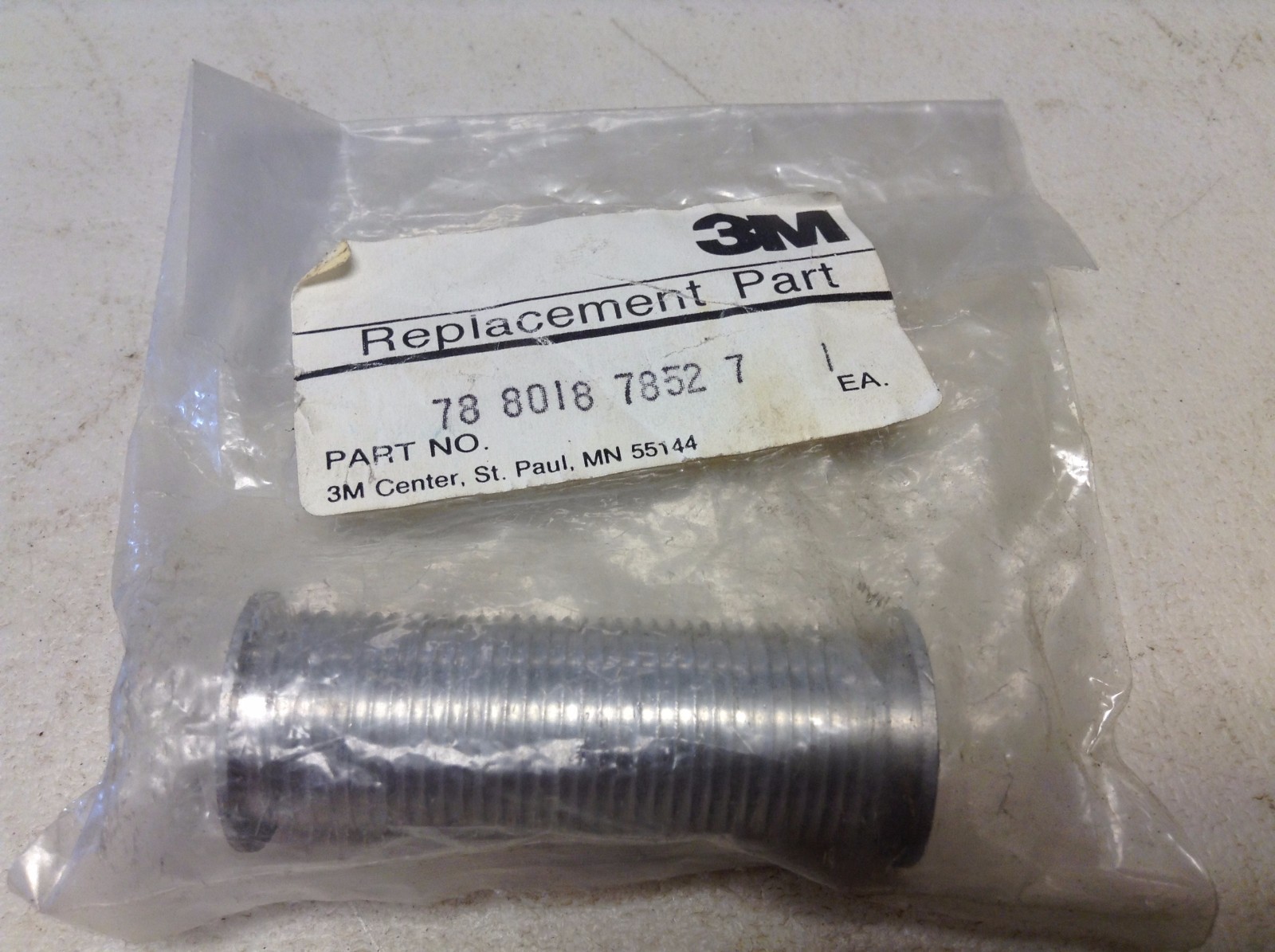 3M 78-8018-7852-7 Roller Assembly One Way Knurled 78801878527 (TBI)
