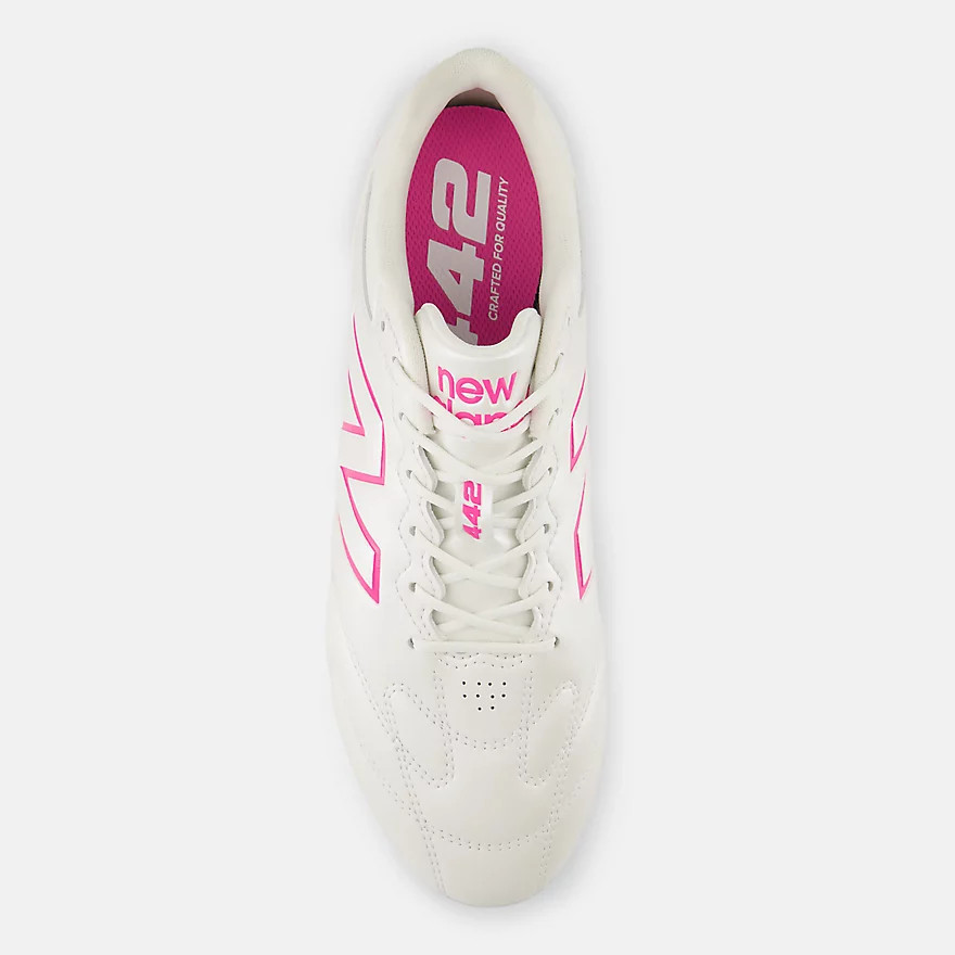 New Balance Soccer Cleats 442 Team HG / AG V3 U43H60L 4E Sea Salt / Pink