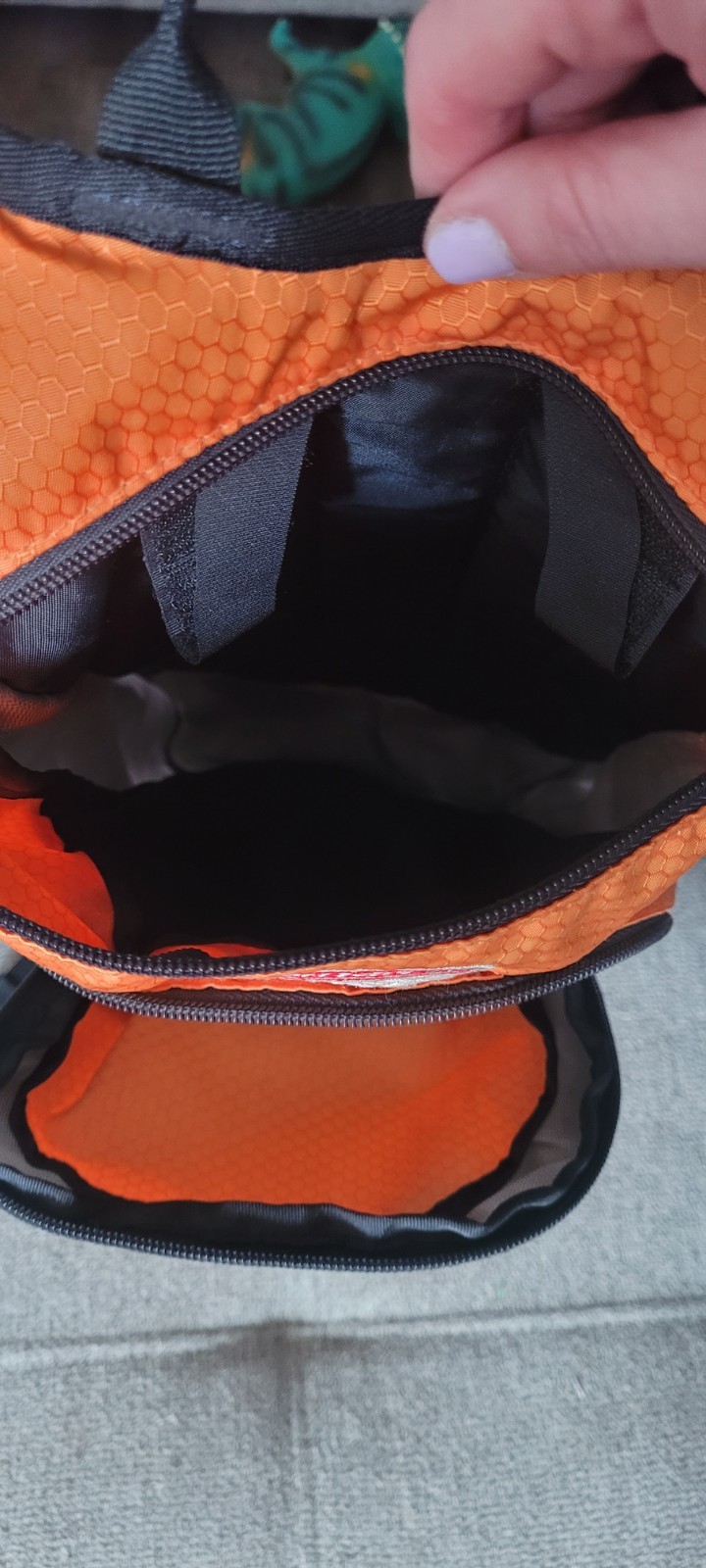 Coleman MAX 2L Water Bag Bladder Hydration Backpack Trail Hiking Camping
