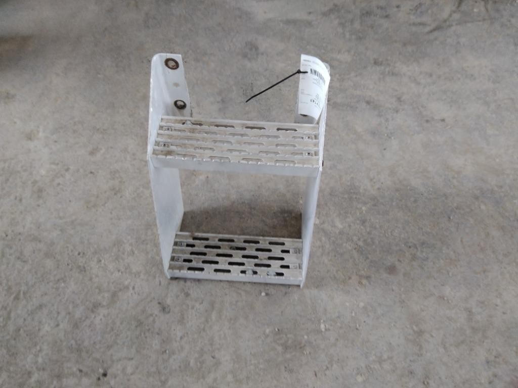 Replaces NA 1999 INTERNATIONAL 9200 FRAME STEP ,  MN